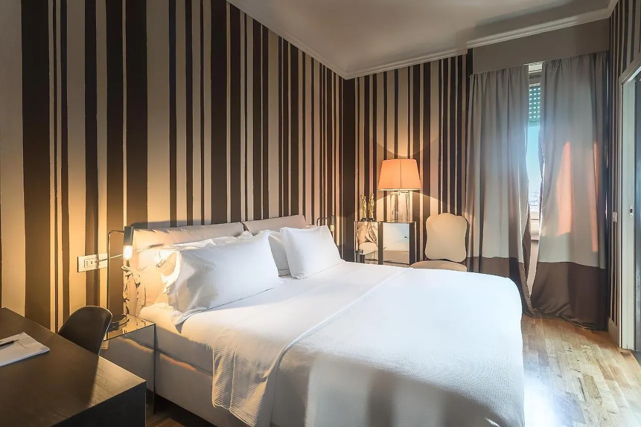 Pattini Guest House Milano 2*,  Italia