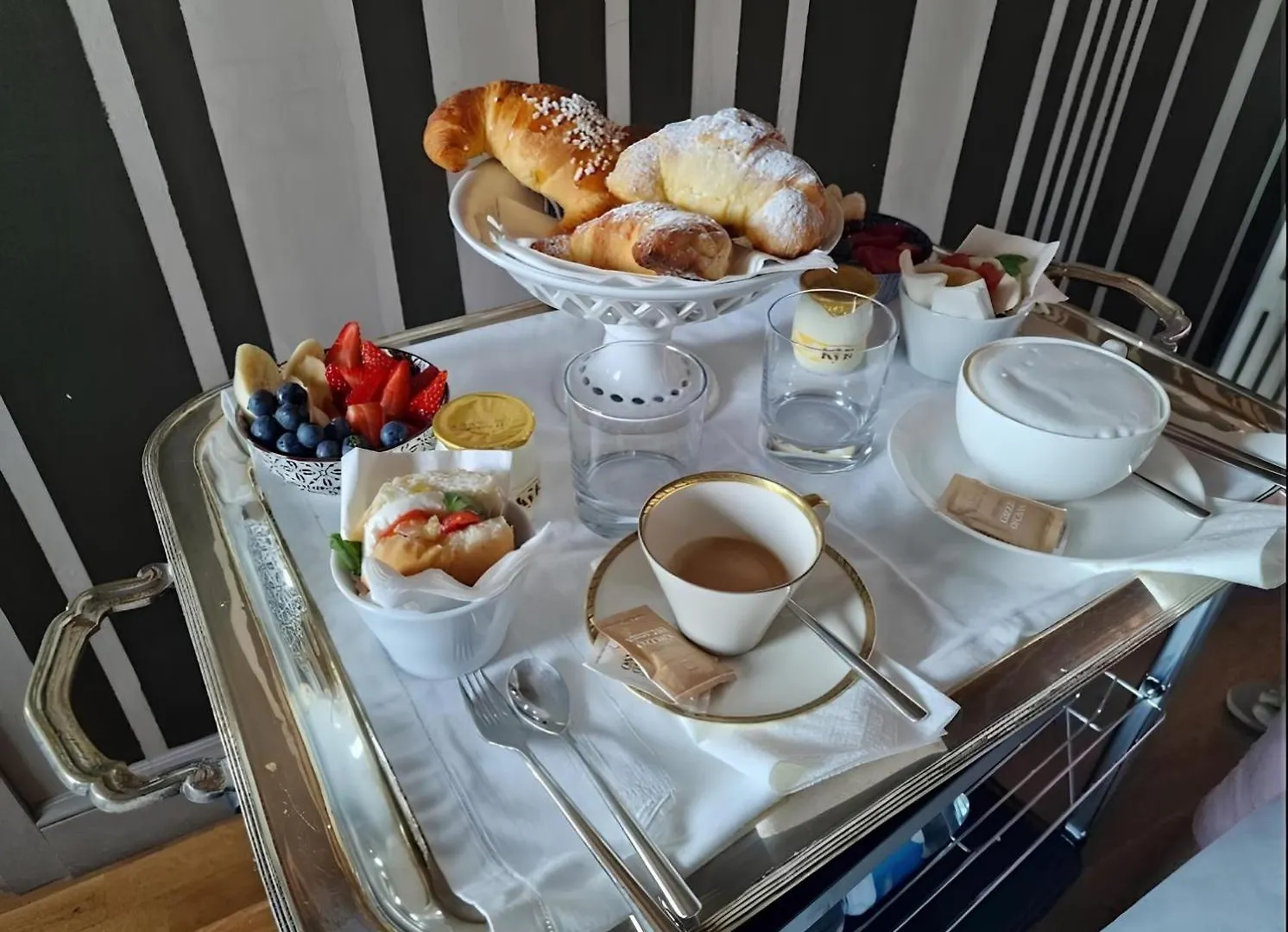 ** Bed & Breakfast Pattini Guest House Milano Italia